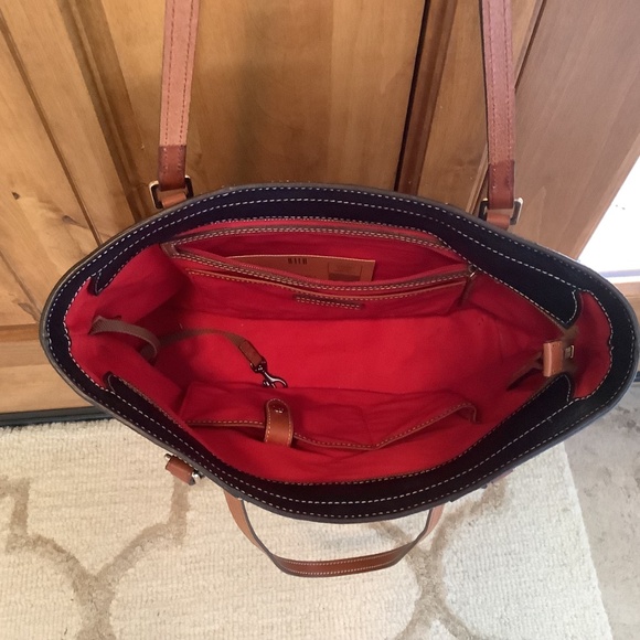 Dooney and Bourke Black Pebbled Leather Tote - Picture 3 of 4